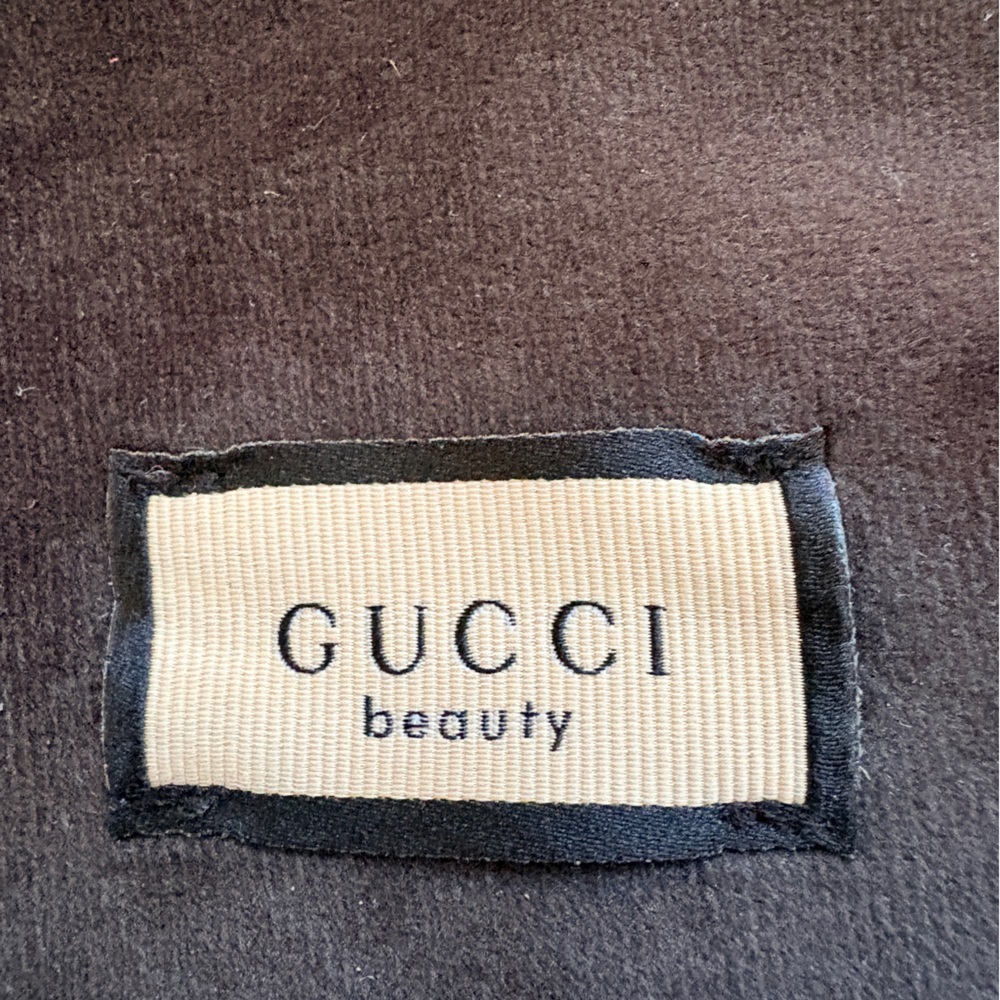 Authentic GUCCI Beauty Velvet Makeup Pouch - Charcoal Grey / Purple - Picture 2 of 3
